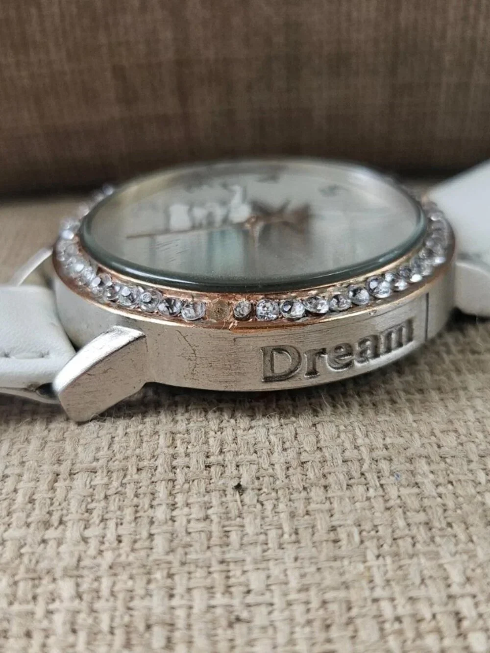 Disney Tinkerbell Dream Wristwatch Silver Tone Case Analog Quartz Watch Accutime